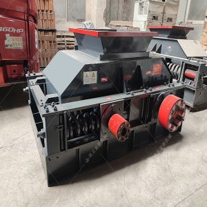 2PGC900X900雙齒輥破碎機發貨圖片_發往內蒙古烏海_粉碎煤