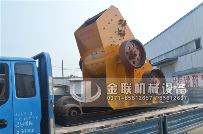 中型煤炭破碎機(jī)的價(jià)格是多少，是怎么來破碎煤炭的？